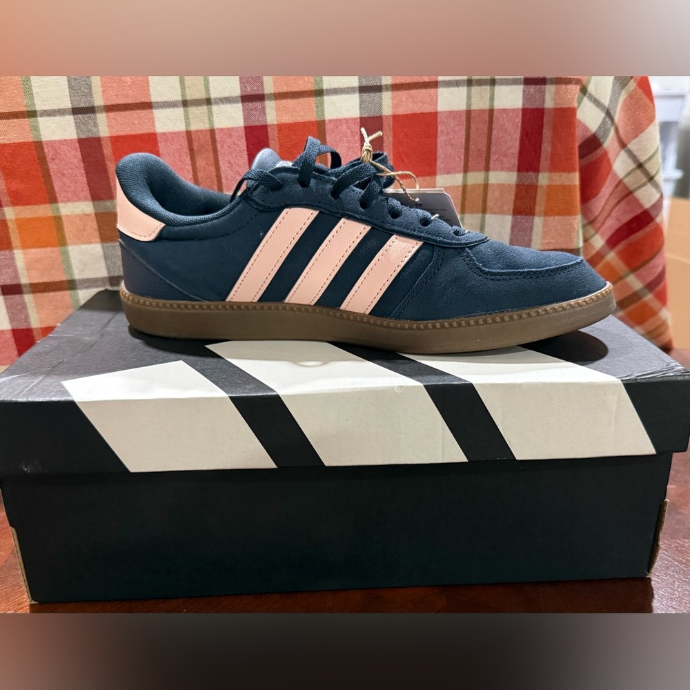 adidas Navy Blue and Pale Pink Women's Sneakers